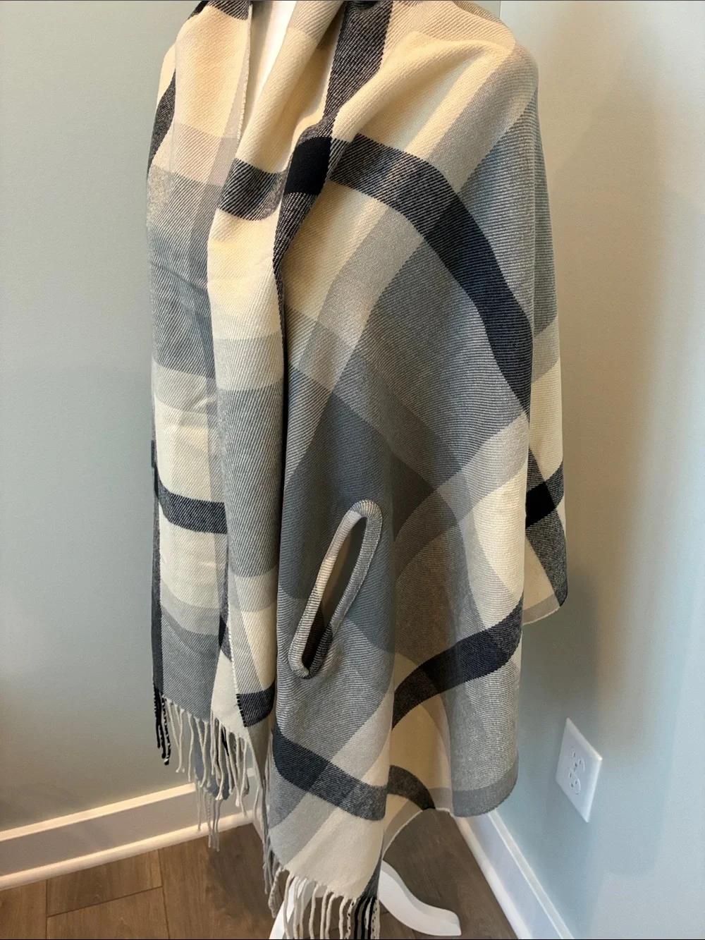 Jcrew Factory Cozy Neutral Plaid Wrap ~ Cream & Gray